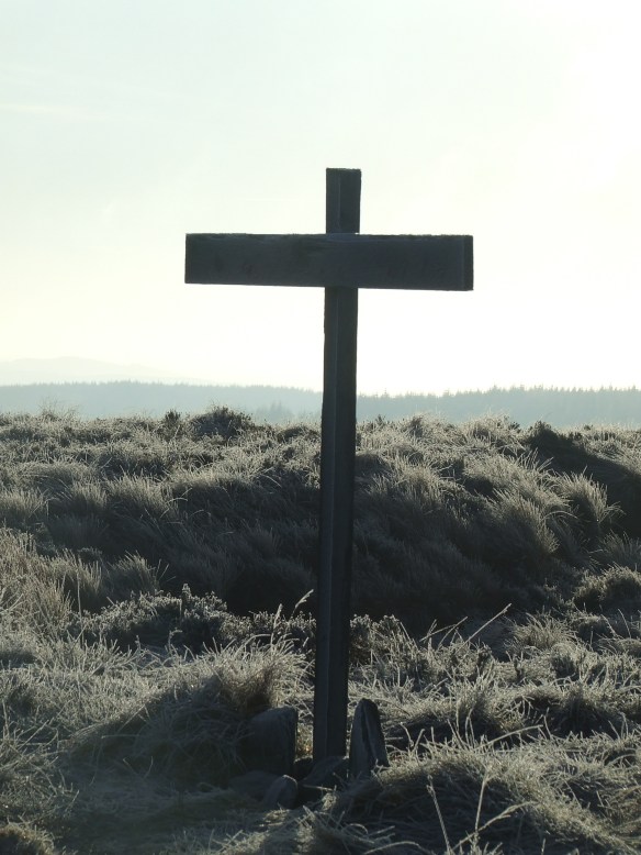 A cross on the subsidiary peak