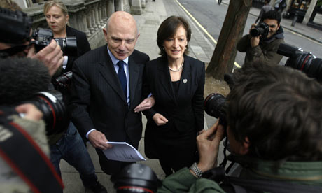 Sharon-Shoesmith-leaves-t-001 Sharon-Shoesmith-leaves-t-001