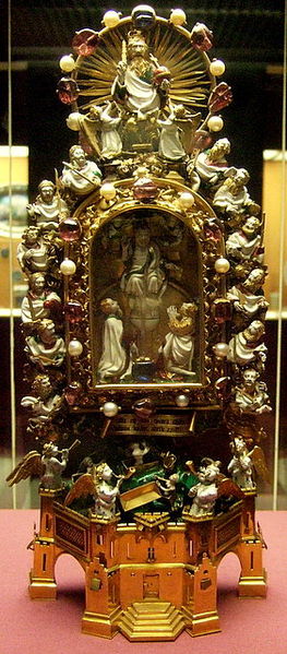 263px-Front_View_of_Thorn_Reliquary