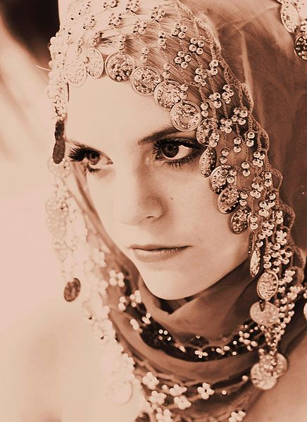 436px-Bejeweled_Girl_Portrait