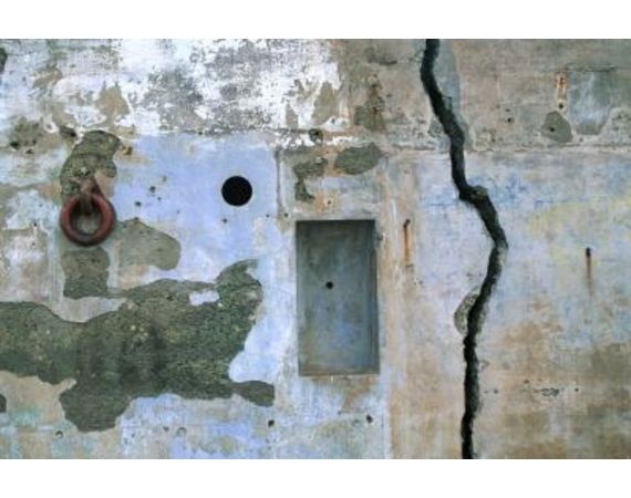 crack in concrete